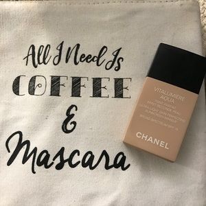 Chanel Vitalumiere Aqua - 30 beige